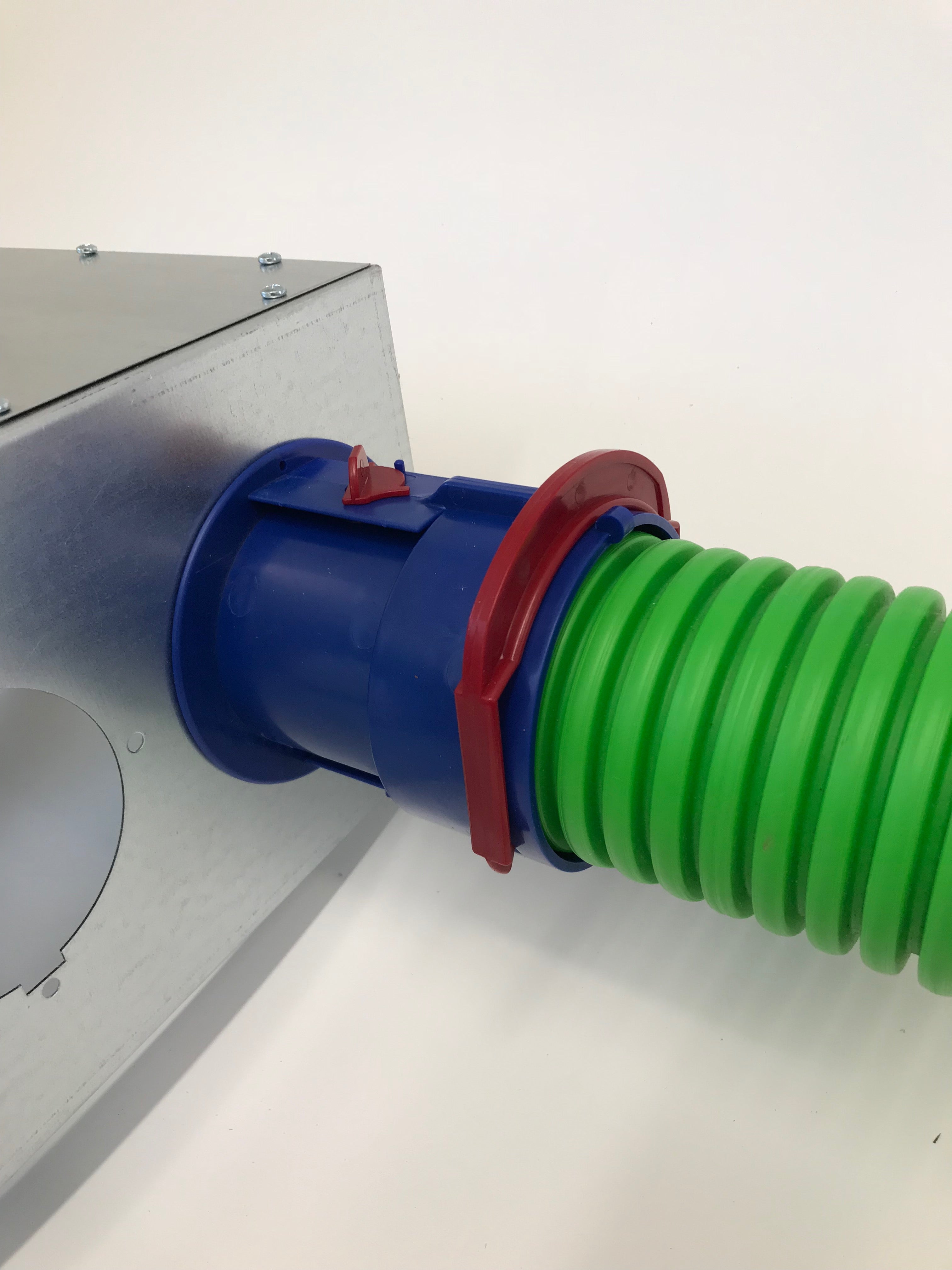 S90 manifold connector