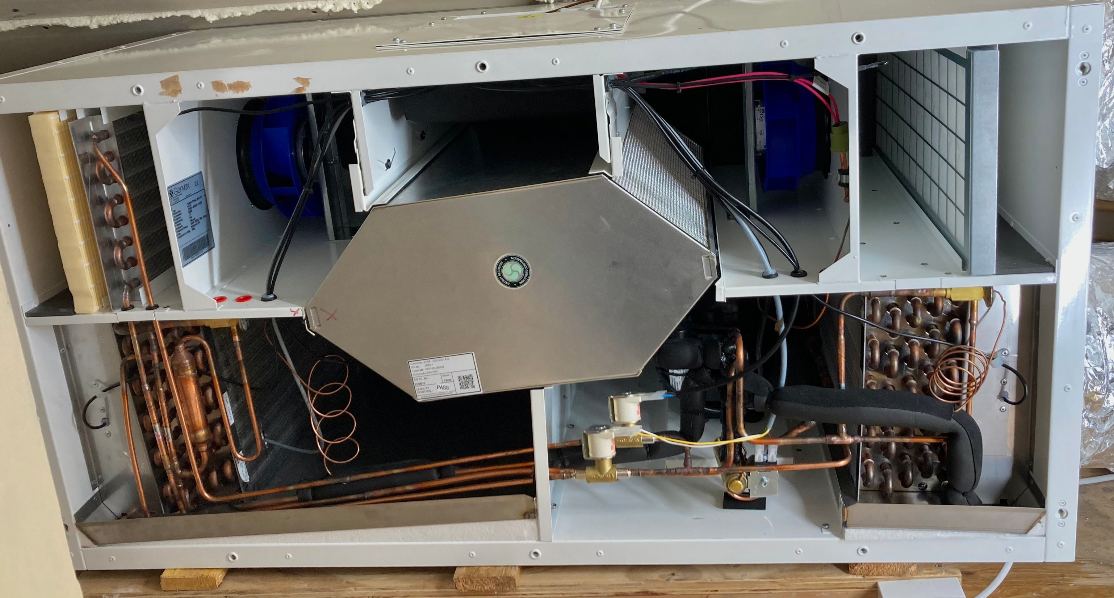Ventilation with heat pump