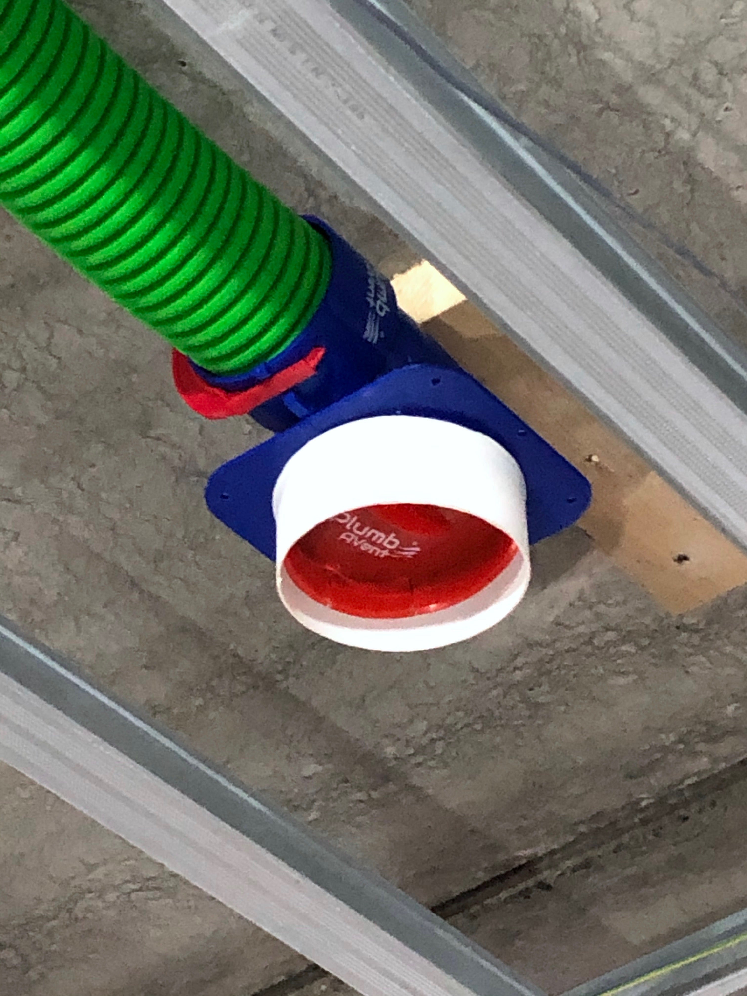 Plumbavent S90 ceiling plenum for 90mm semi-rigid ducting Multiple attachment points Comes with duct cap Flange accepts 125 plastic or metal ducting Unique air movement vanes